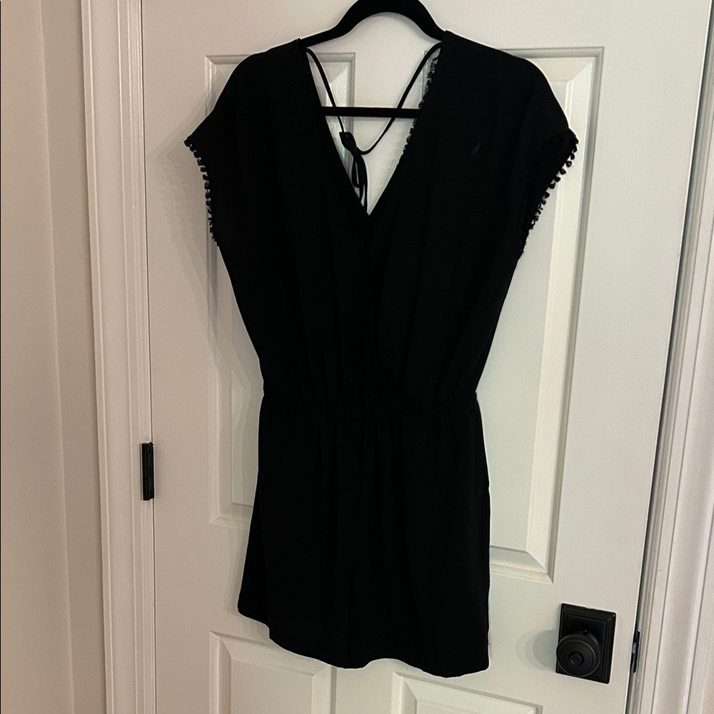 Black Short Sleeve Romper - Small